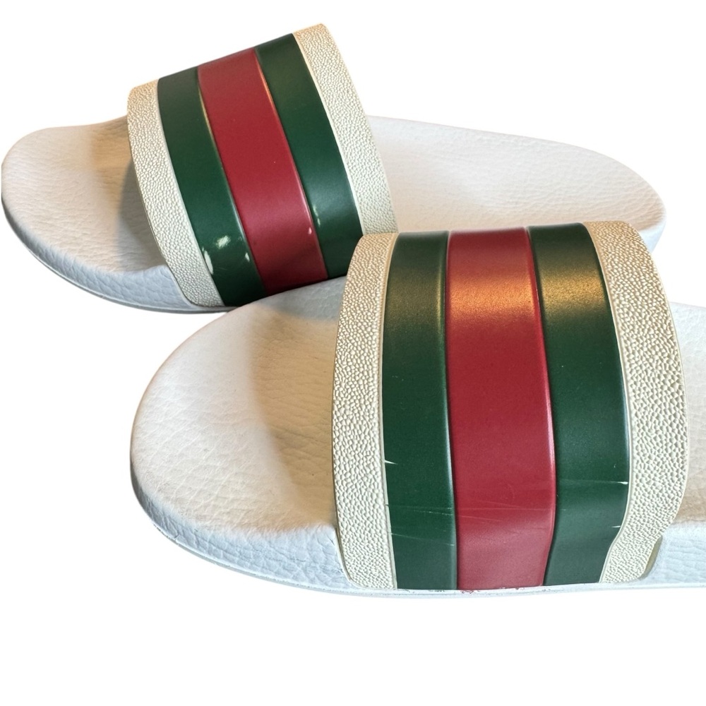 Gucci Pursuit 72 White and Green Striped Flip Flop Slides Sandals - Picture 6 of 9